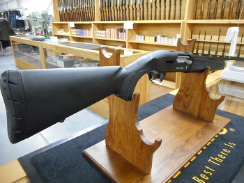 Browning Maxus One composite 