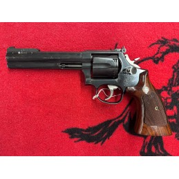 SMITH & WESSON model 586...