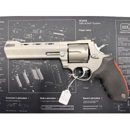 Taurus Raging Bull 44...